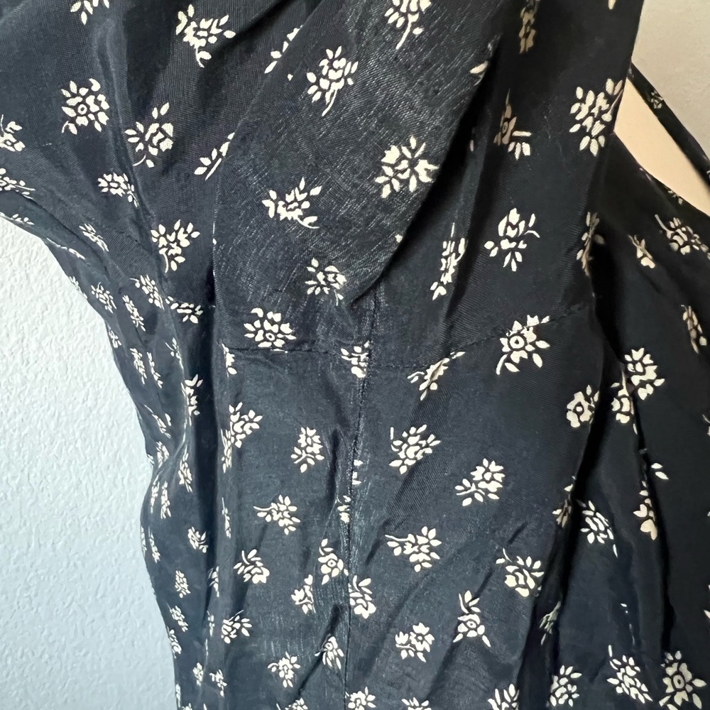 Bobbie B Designs Black Short Sleeve Romper with Small Cream Flowers w Tie - Picture 6 of 7